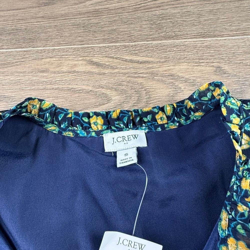 J. Crew Factory Women's Ruffle Tie-Neck Short Sleeve Blouse Navy Floral NWT S - Picture 9 of 15
